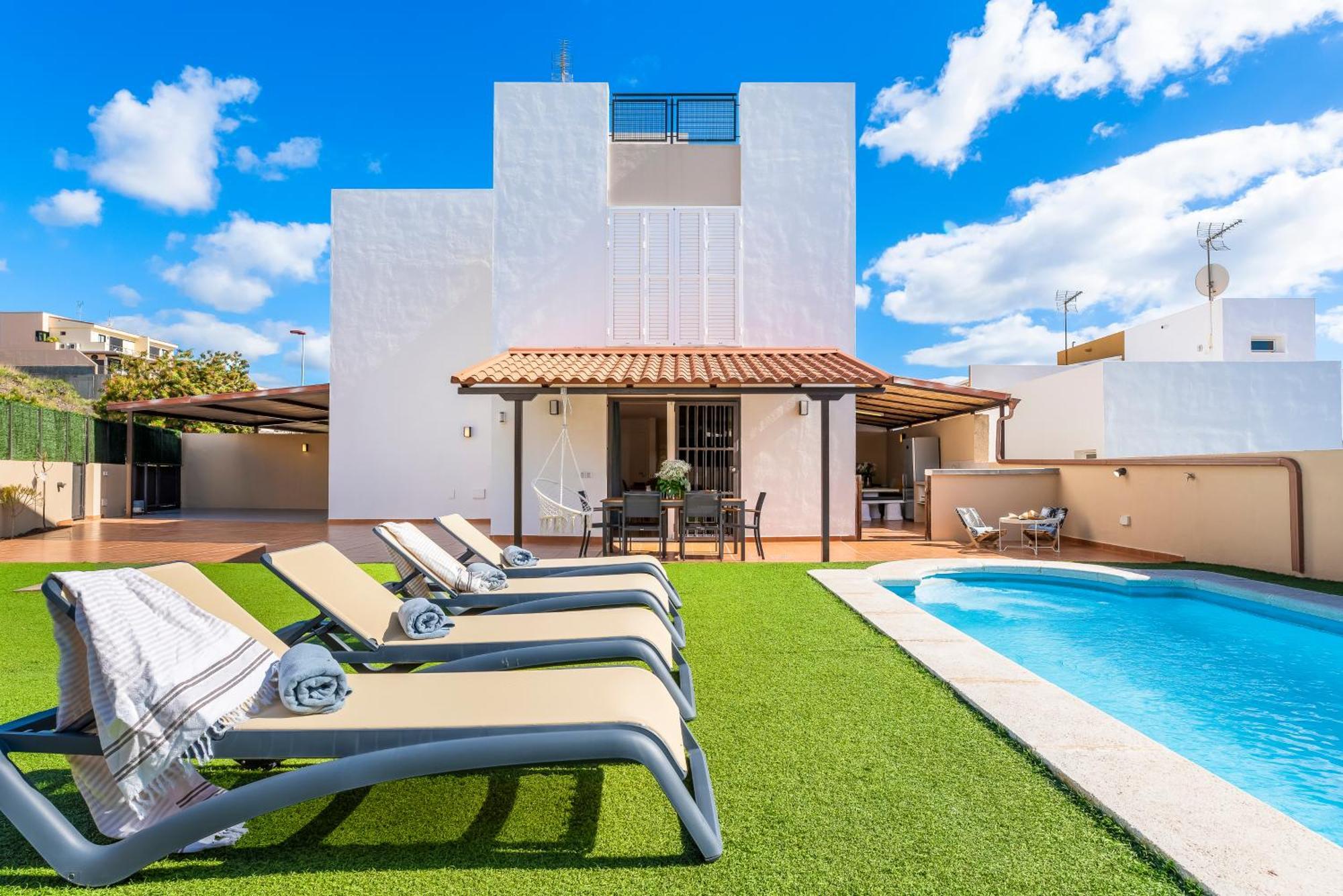 Villa Trueno Refugio De Lujo Con Piscina Climatizada Y Vistas Candelaria Exteriör bild